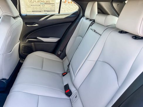 New 2026 Lexus UX 300h FWD image 20