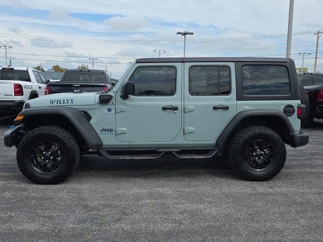 Used 2024 Jeep Wrangler Unlimited AWD/4WD image 2