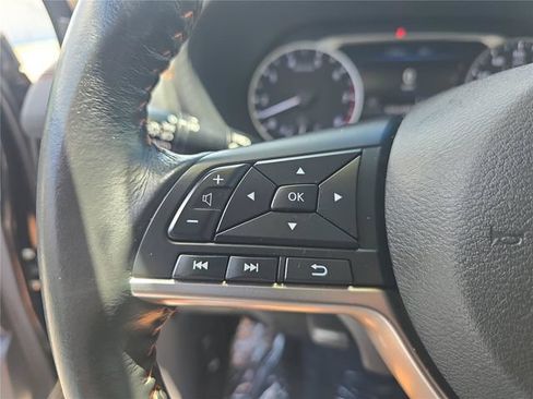 Used 2023 Nissan Sentra SR w/ Midnight Edition Package FWD image 24