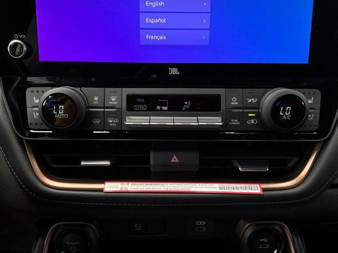 New 2026 Toyota Grand Highlander AWD Hybrid image 32