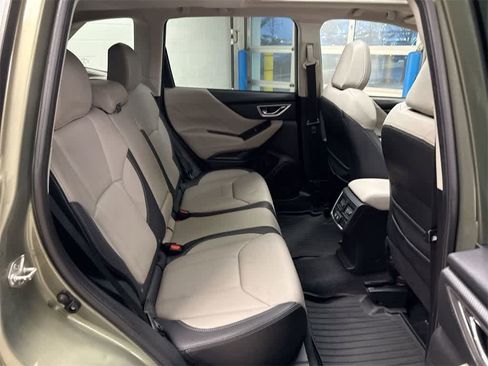 Used 2020 Subaru Forester Limited image 21