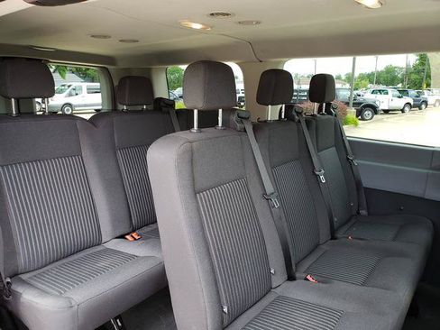 Used 2017 Ford Transit 150 XL RWD image 13
