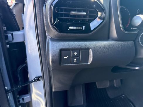 Certified 2025 Honda Pilot TrailSport image 16