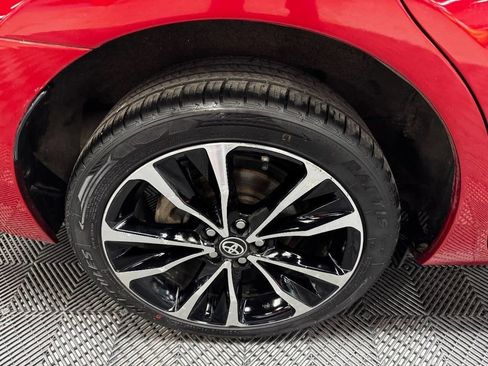Used 2019 Toyota Corolla SE FWD image 19