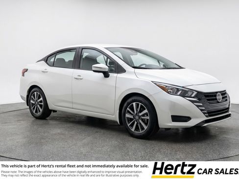 Used 2025 Nissan Versa SV FWD image 1