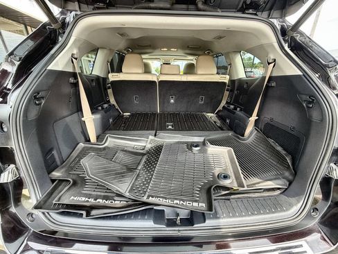 Used 2020 Toyota Highlander Limited AWD/4WD image 22