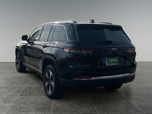 Used 2022 Jeep Grand Cherokee Limited 4xe w/ Luxury Tech Group II image 5