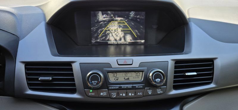 Used 2016 Honda Odyssey SE image 22