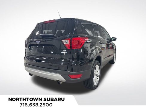Used 2019 Ford Escape SE image 27
