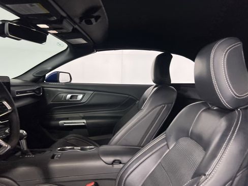 Used 2024 Ford Mustang GT Premium image 27