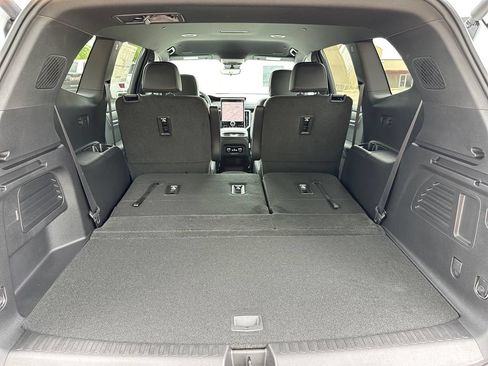 New 2026 GMC Acadia Elevation w/ Elevation Premium Package AWD/4WD image 45