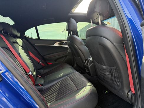 Used 2023 Genesis G70 2.0T w/ Sport Prestige Package image 11