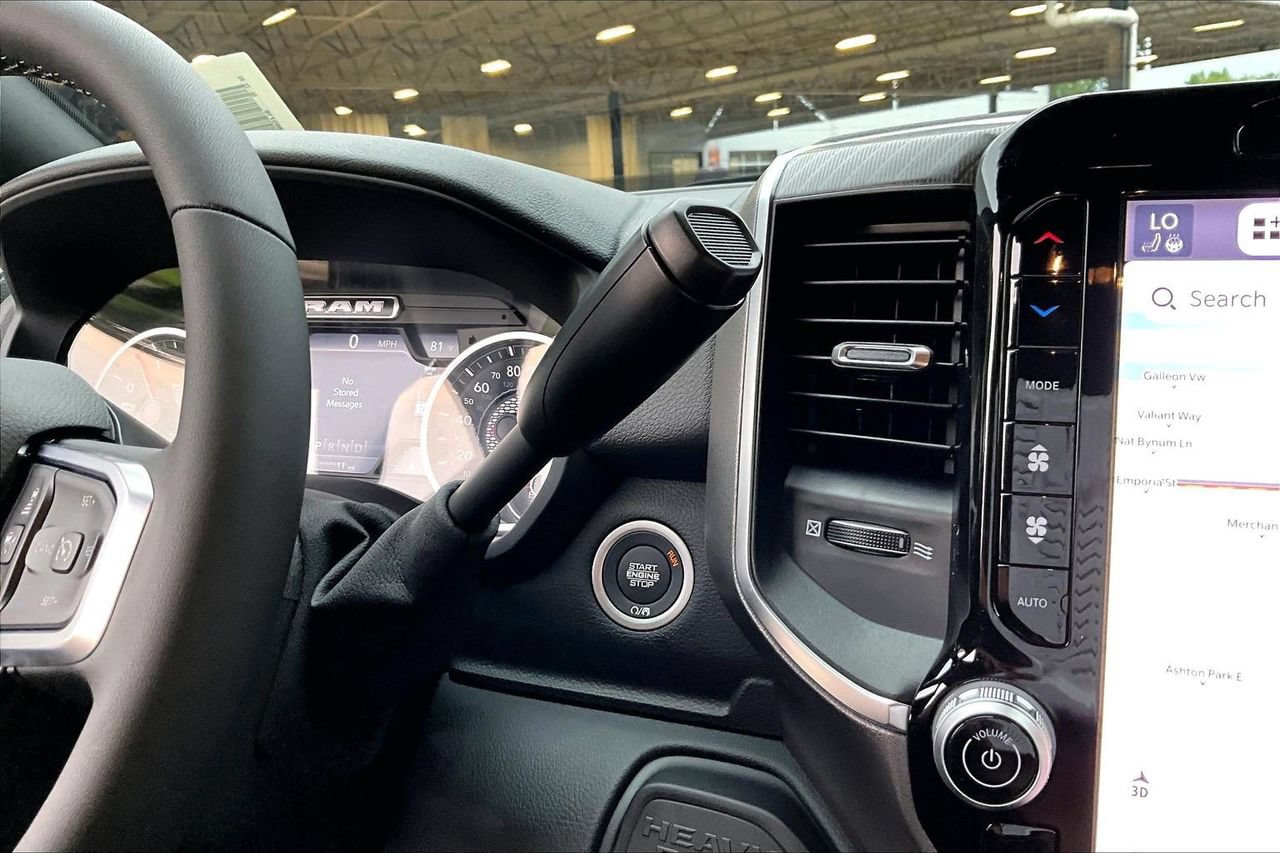 New 2026 RAM 3500 Big Horn AWD/4WD image 25