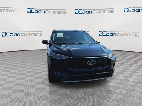 Used 2024 Ford Escape ST-Line FWD image 3