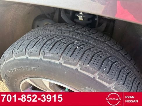 Used 2017 Chevrolet Colorado Z71 AWD/4WD image 4