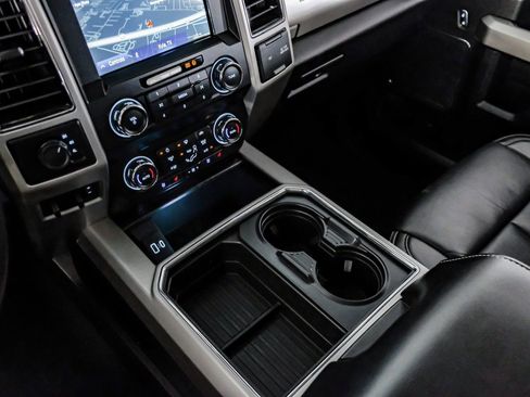 Used 2021 Ford F250 Lariat w/ Lariat Value Package image 25