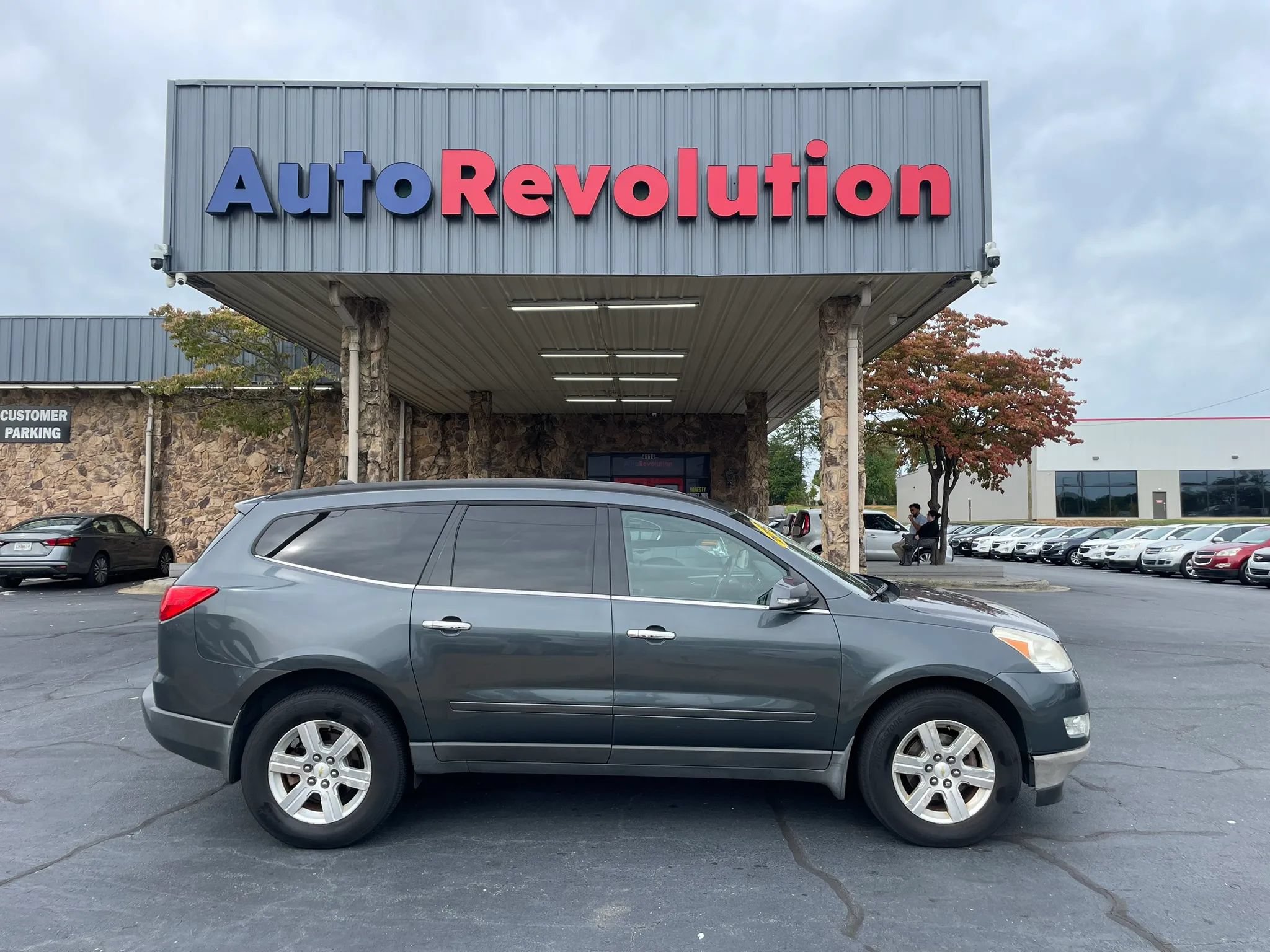 Used 2010 Chevrolet Traverse LT w/ Personal Connectivity Package AWD/4WD image 8