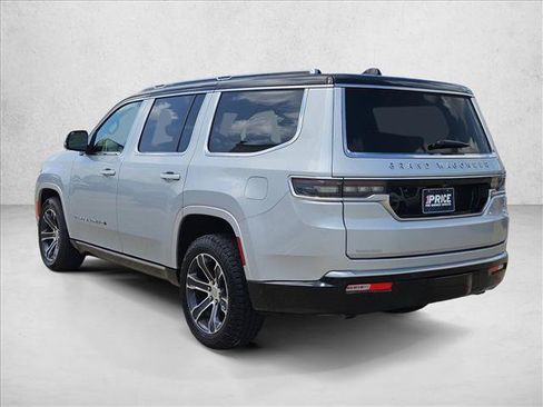 Used 2023 Jeep Grand Wagoneer 4WD image 8