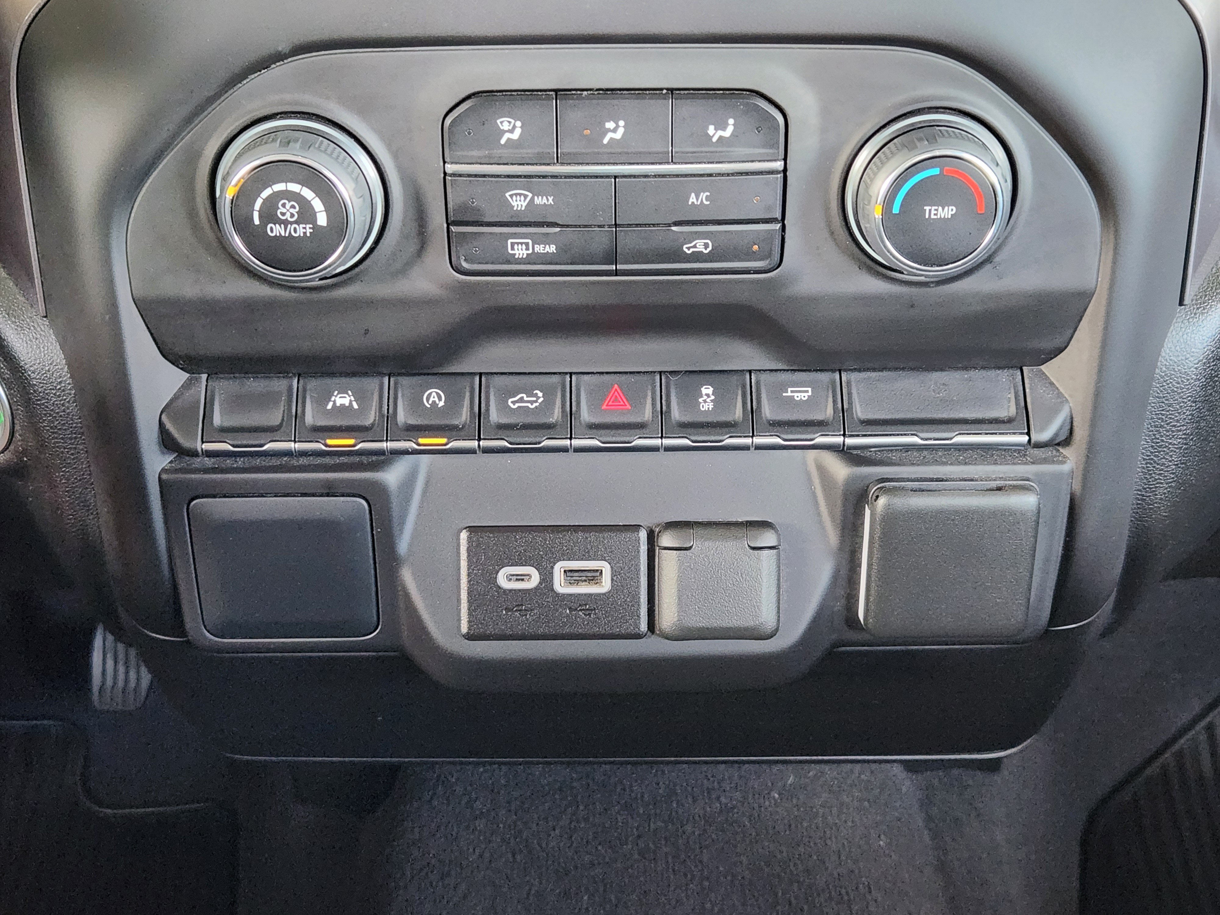 Used 2024 Chevrolet Silverado 1500 Custom w/ Turbomax Blackout Package RWD image 20