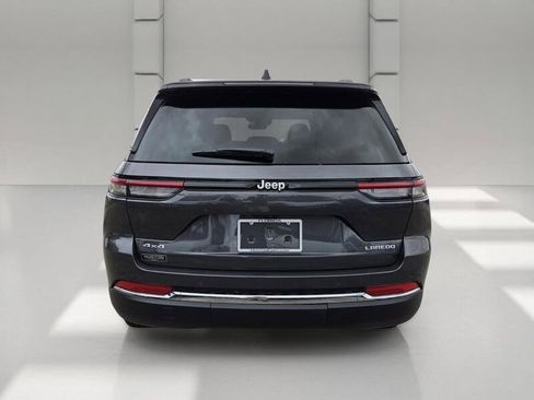 Certified 2026 Jeep Grand Cherokee Laredo AWD/4WD image 4