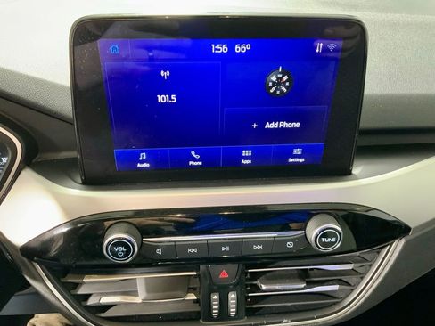 Used 2020 Ford Escape SE image 24