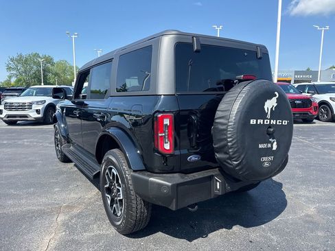 Used 2025 Ford Bronco Outer Banks AWD/4WD image 9