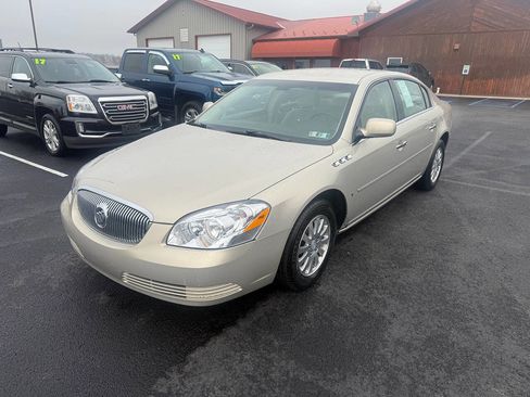 Used 2008 Buick Lucerne CX w/ Driver Confidence Package image 2
