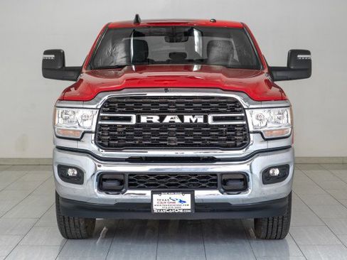 Used 2024 RAM 2500 Big Horn w/ Bed Utility Group image 3