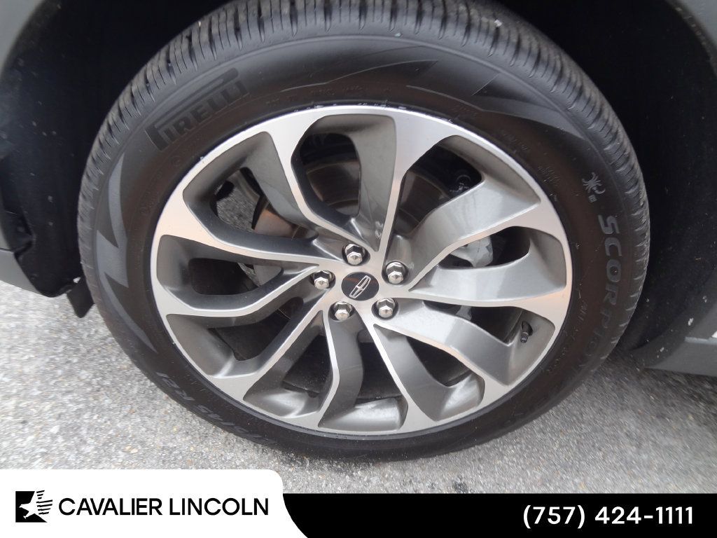 Used 2026 Lincoln Aviator AWD image 14