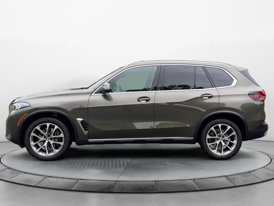 Used 2024 BMW X5 xDrive40i w/ Executive Package AWD/4WD image 4