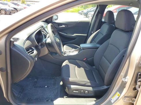 Used 2022 Chevrolet Malibu LT FWD image 8