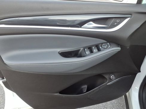 Certified 2020 Buick Enclave Essence AWD/4WD image 15