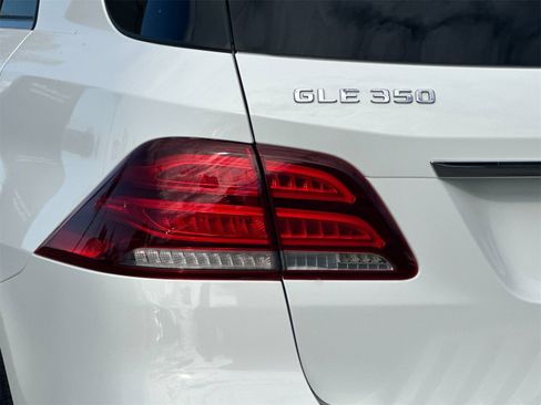 Used 2018 Mercedes-Benz GLE 350 image 33