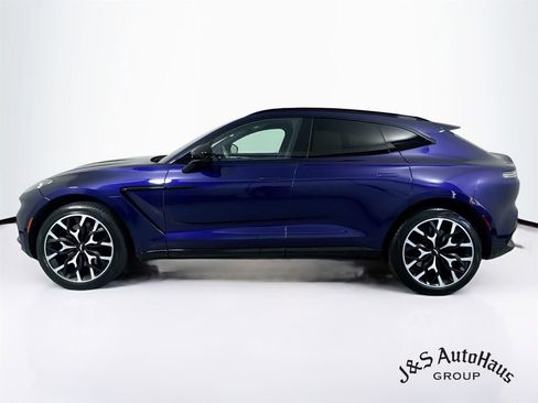 Used 2023 Aston Martin DBX AWD/4WD image 4