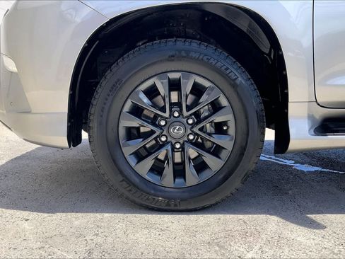 Used 2023 Lexus GX 460 Premium AWD/4WD image 9