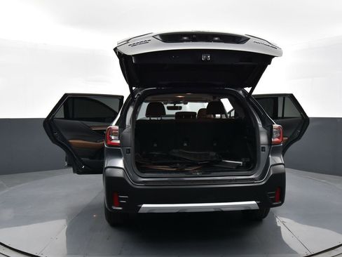 Used 2021 Subaru Outback Touring XT image 37