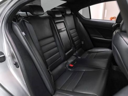 Used 2022 Lexus IS 350 F Sport image 36