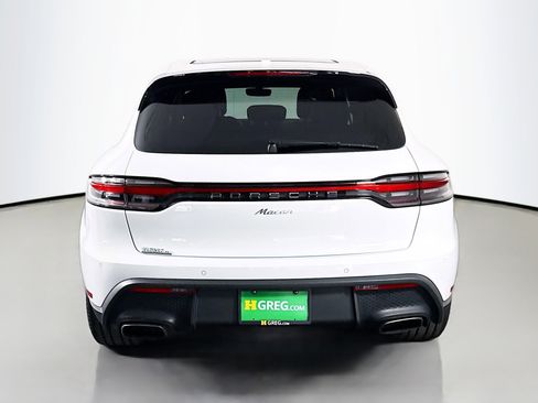 Used 2023 Porsche Macan AWD/4WD image 8