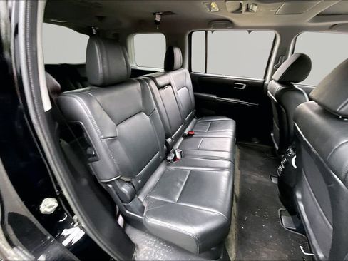 Used 2015 Honda Pilot Touring image 17