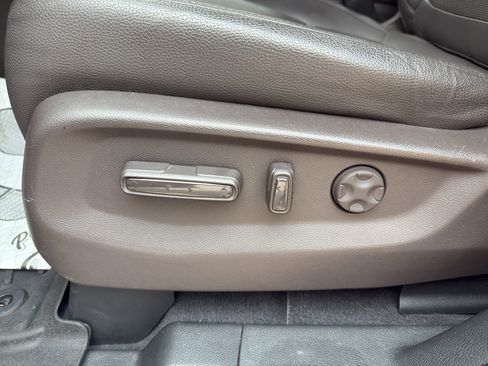 Used 2018 Honda Odyssey Elite image 11