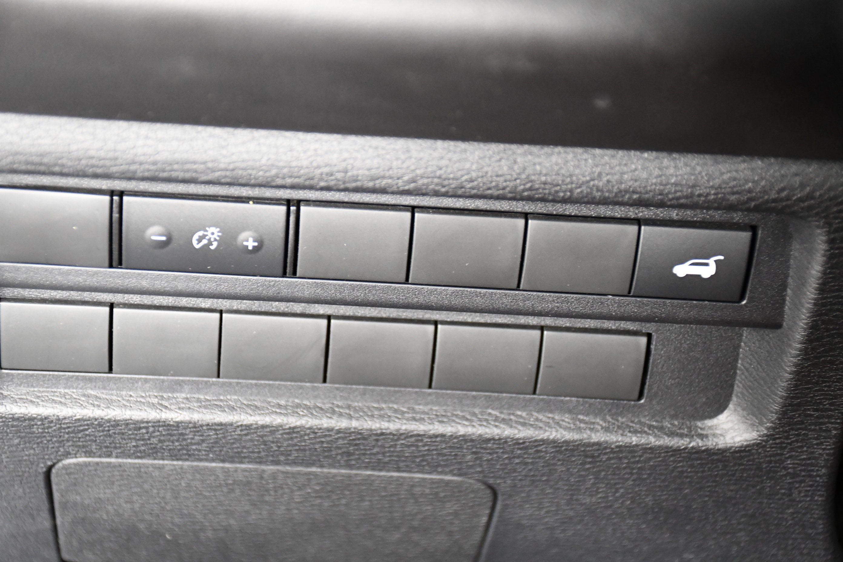 Used 2024 Mitsubishi Outlander SE AWD/4WD image 34