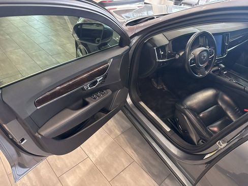 Used 2018 Volvo S90 T6 Momentum AWD/4WD image 32