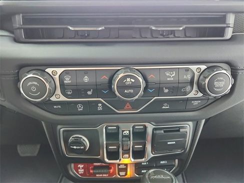 New 2026 Jeep Gladiator Rubicon w/ Steel Bumper Group image 31