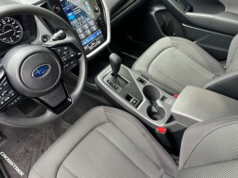 Used 2024 Subaru Crosstrek 2.0i Premium w/ Crosstrek Mirror Package image 10