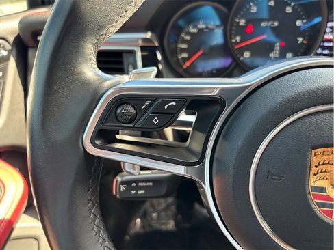Used 2018 Porsche Macan GTS AWD/4WD image 28