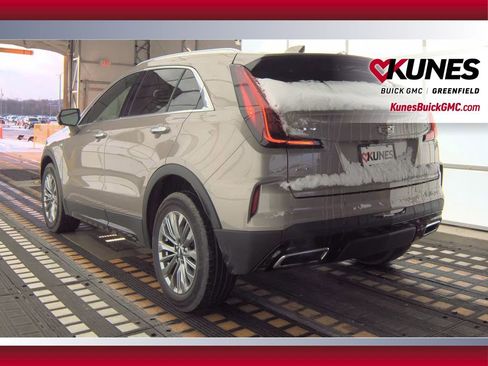 Used 2025 Cadillac XT4 Premium Luxury AWD/4WD image 31