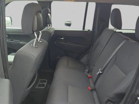 Used 2011 Jeep Liberty Sport w/ Popular Equipment Group image 7