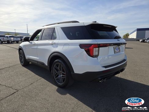 New 2026 Ford Explorer ST w/ Sun And Sound Package image 3