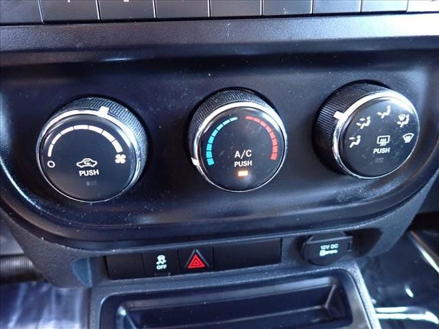 Used 2015 Jeep Patriot Sport w/ Power Value Group FWD image 18
