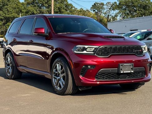 Used 2022 Dodge Durango R/T w/ Tow 'N Go Package image 1